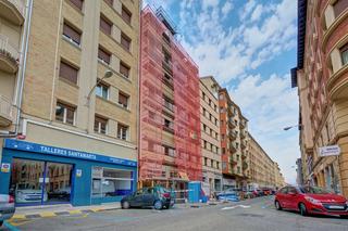 Piso en Pamplona-iruña - calle aralar 48. Piso en 2 ensanche con fachada ventilada y terraza interior