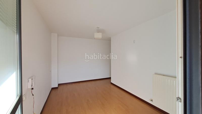 Foto 975f8af0-1152-4160-aef7-4b2451112a0f. Pis amb calefacció aparcament a Villava / Atarrabia