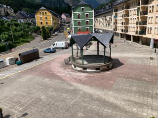 Pis a Canfranc - plaza europa 3. Apartamento en canfranc estacion