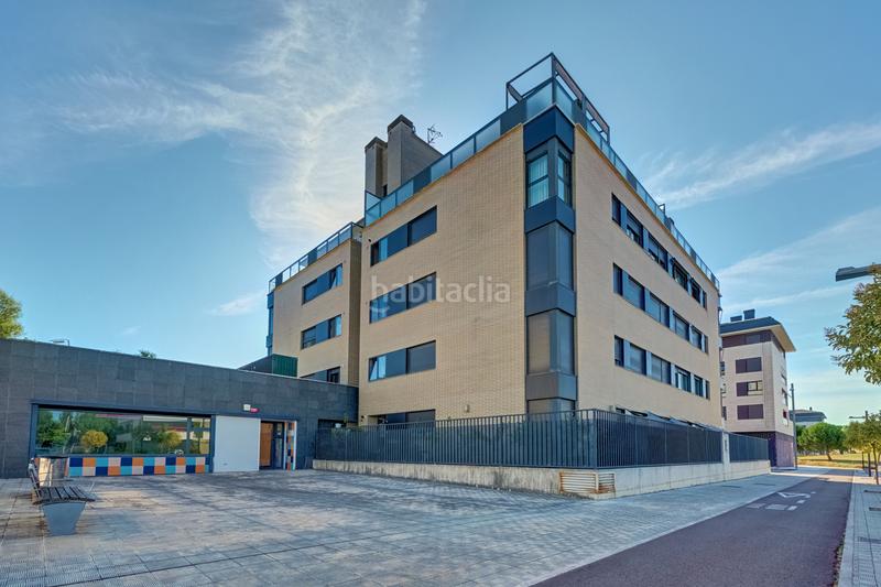 Foto 5d78d9bb-d94d-4a83-a93d-f00acbc28c4c. Local commercial dans Aranguren