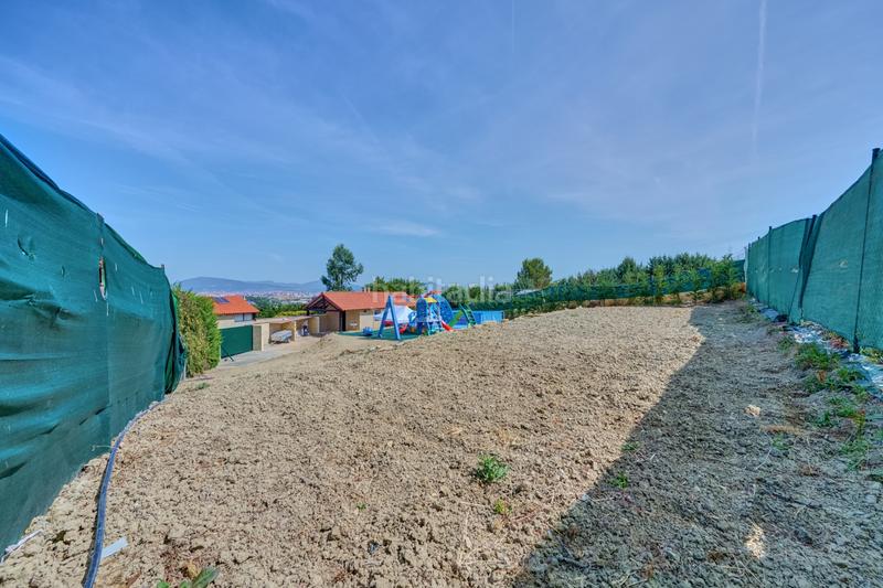 Foto d919b29d-8d11-4375-820e-a38712507059. Terreny residencial a Valle de Elorz / Elortzibar