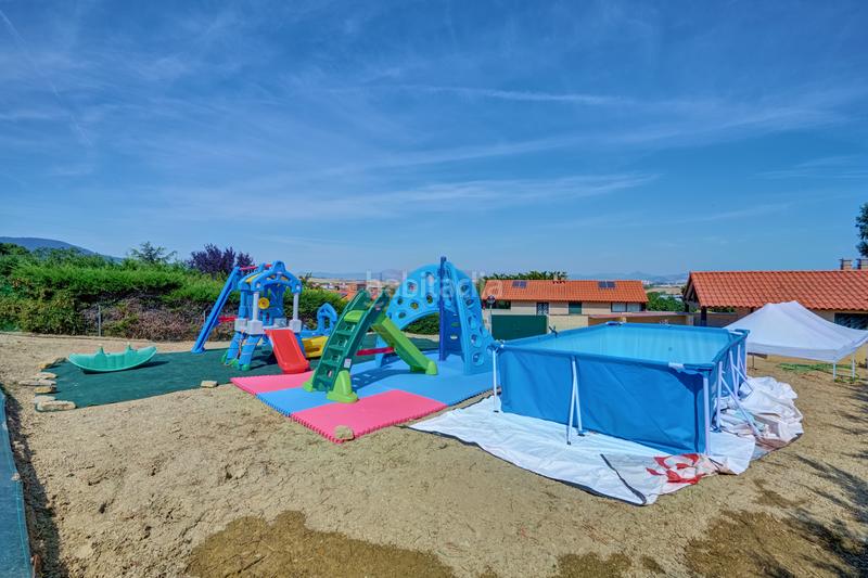 Foto f03f3bc6-e3b2-4fde-b879-a78e964b21fc. Terreny residencial a Valle de Elorz / Elortzibar