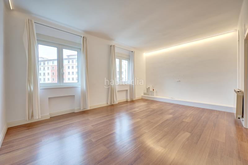 Foto 4896dfaf-6cda-411b-b909-e17d28bdf27f. Piso reformado piso con terraza en ensanche en Milagrosa Pamplona / Iruña