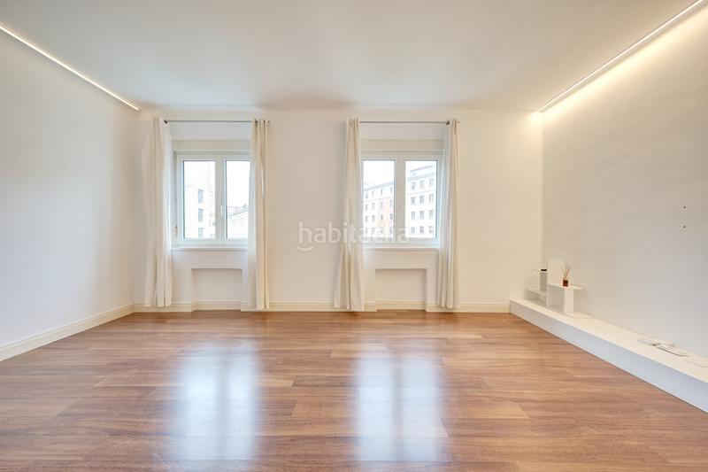Foto 5e4f6fb8-170b-489c-b7f3-b2c2cd4ceb4e. Piso reformado piso con terraza en ensanche en Milagrosa Pamplona / Iruña