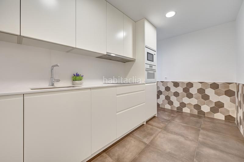 Foto d809ae7a-592d-4fd8-b8e2-9f4cd4d53662. Piso reformado piso con terraza en ensanche en Milagrosa Pamplona / Iruña