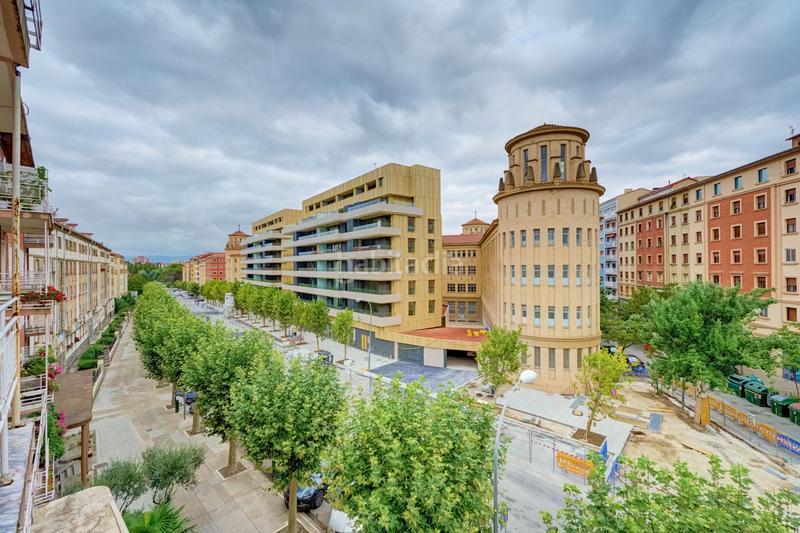 Foto f21007dd-c69f-493c-a66c-23c155326286. Piso reformado piso con terraza en ensanche en Milagrosa Pamplona / Iruña