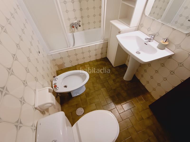 Foto 3bb7a6f8-ddfe-418d-977a-7377851f2922. Lloguer pis a barañain - calle lur gorri 18 a Barañáin / Barañain