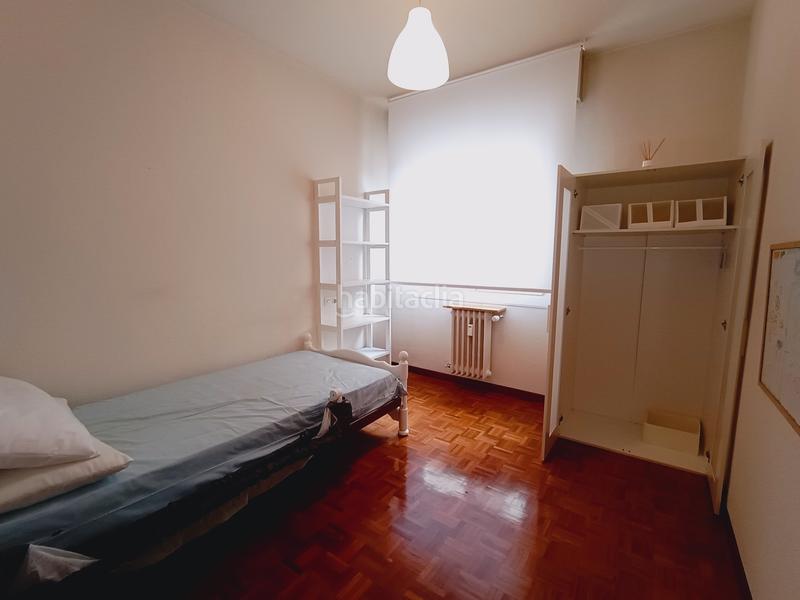 Foto a2f0efd4-2177-4524-8921-d69a9c43cdb9. Lloguer pis a barañain - calle lur gorri 18 a Barañáin / Barañain