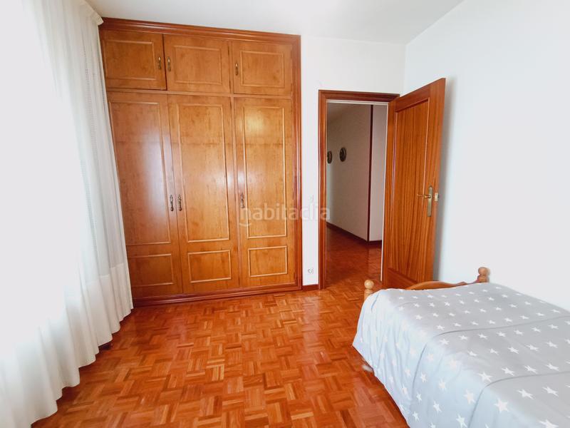 Foto c6e86a60-b82f-4f52-84ae-e945ef5c03b5. Lloguer pis a barañain - calle lur gorri 18 a Barañáin / Barañain