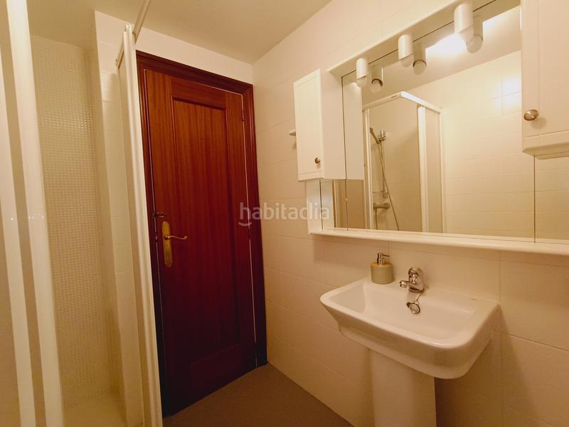 Foto e5d09b56-42b5-4e0d-b596-298fbb7e56f7. Lloguer pis a barañain - calle lur gorri 18 a Barañáin / Barañain