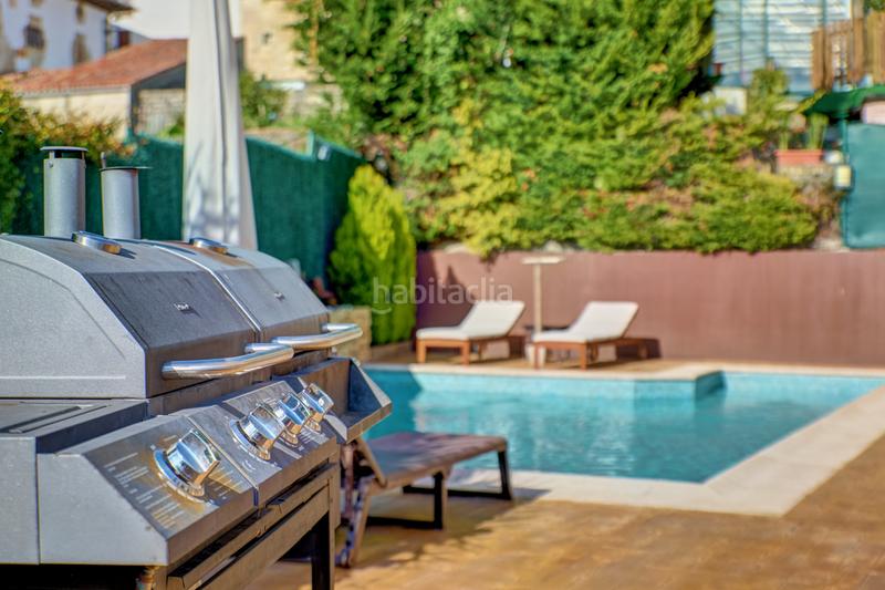 Foto 36c65b41-55c7-4456-8a11-7b81a34c6cf3. Haus mit heizung parking pool in Iza