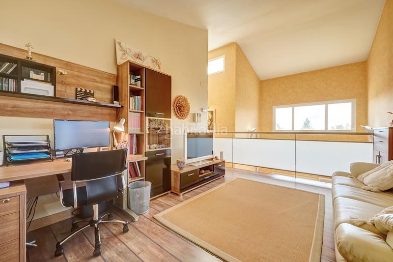 Foto 749d6146-bb0a-4a86-874d-af36bacd9329. Haus mit heizung parking pool in Iza