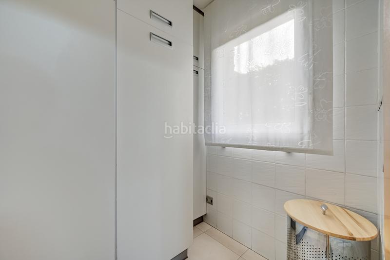 Foto 8f8eecb8-98ea-45f1-adae-39ff89911654. Haus mit heizung parking pool in Iza