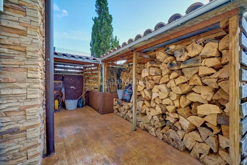 Foto a84c3ef2-d340-40a2-bbaa-964985adb089. Haus mit heizung parking pool in Iza