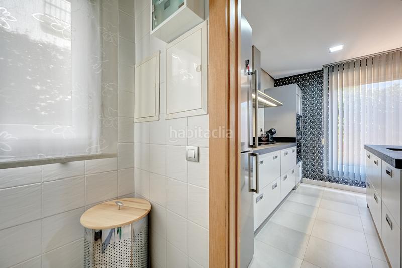 Foto bea8e98d-d5ba-4b26-9284-b531121d2656. Haus mit heizung parking pool in Iza