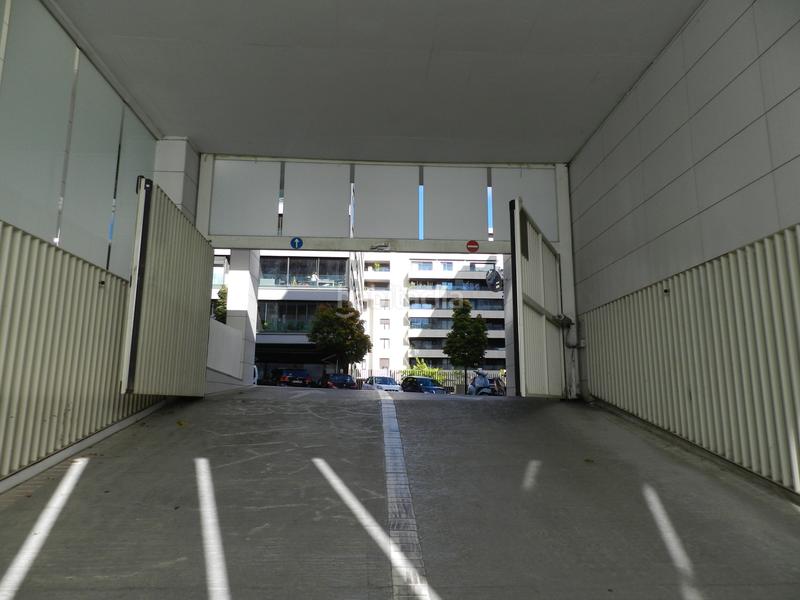 Foto 96bd00ae-3091-419f-b131-3531e0786aca. Posto auto in pamplona-iruña - avenida cataluña 8 in Santa Coloma de Gramenet