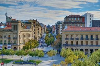 Pis  Calle pozo blanco 9-11. pamplona-iruña. En el corazón del casco antiguo de pamplonairuña, se encuentra u