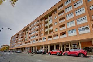 Pis  Pamplona-iruña - remiro de goñi 14. Piso con terraza en etxabacoiz norte