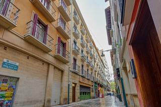 Piso  Pamplona-iruña - calle san gregorio 21. Vivir en lo viejo, tiene su gran encanto, pero este piso, además