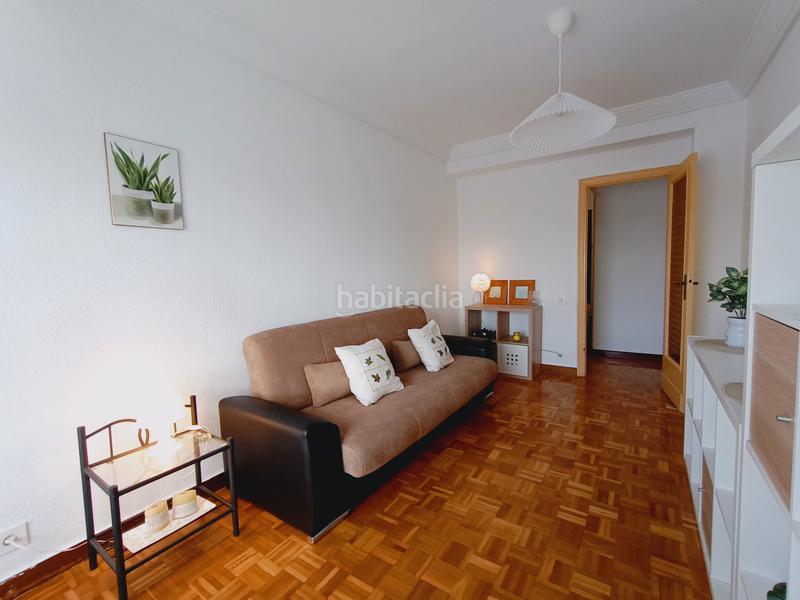 Foto 3232e67d-5ea0-4f99-9216-cab12243a5a9. Rent flat in barañain - calle plaza de los olmos 1 in Barañáin / Barañain