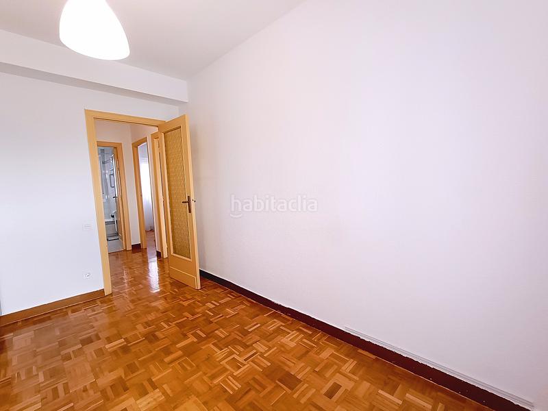 Foto d3138cab-2da7-4fd5-906e-da21011eea0a. Rent flat in barañain - calle plaza de los olmos 1 in Barañáin / Barañain