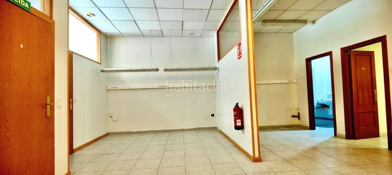 Foto f8a312aa-7a87-47ef-be08-326c468a7698. Local comercial a Burlada