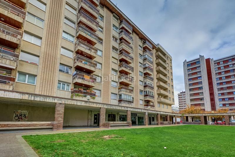 Foto 8ba59f3e-dd63-4ad5-a1f4-7f9f9c80c01a. Etagenwohnung mit heizung in San Juan Pamplona / Iruña