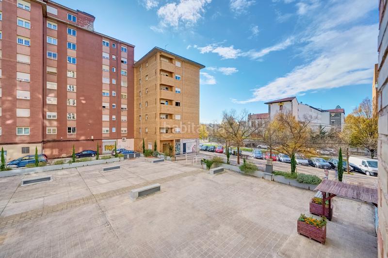 Foto 8b7927ec-dba2-40ce-9699-dd7e0d1a387a. Pis a villava - santo domingo 5 a Villava / Atarrabia