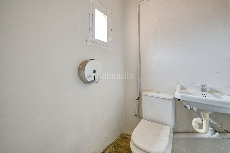 Foto e05c4ec2-0d14-4e25-a4c0-fc01eeefdc2a. Local comercial a Miranda de Arga