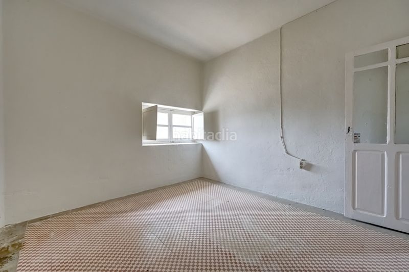Foto e55e4c0d-1b45-498e-a7d1-8e295637090a. Local comercial a Miranda de Arga