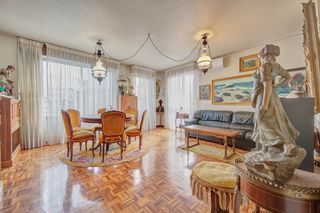 Appartamento  Pamplona-iruña - bartolomé de carranza. Presentamos una magnífica oportunidad de adquirir un espacioso p