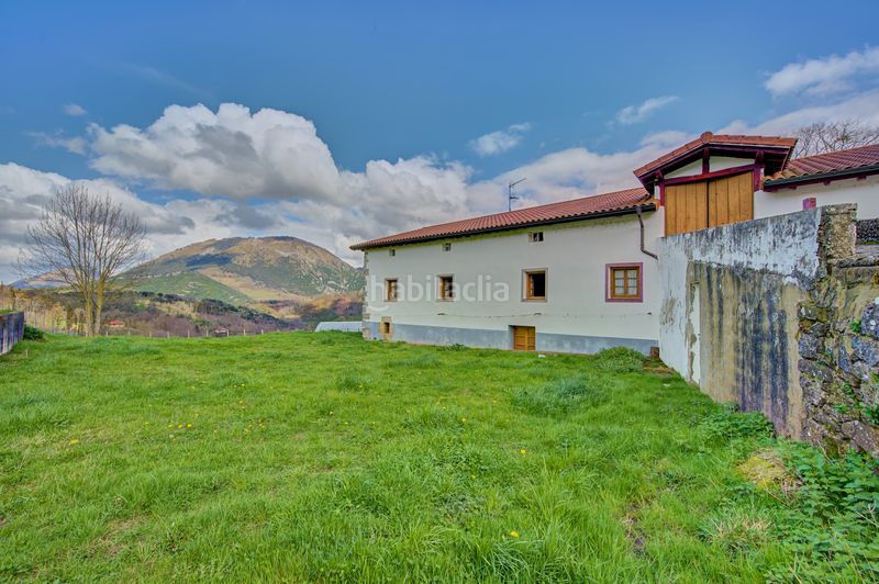 Foto 1fa77dcb-2764-4381-8679-035acac84326. Casa amb calefacció a Larraun