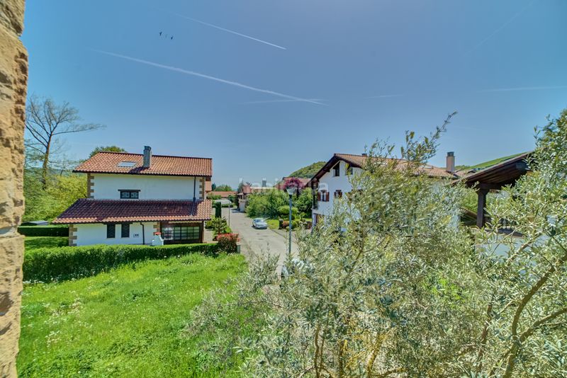 Foto ad5796c1-7905-4558-8b01-975507455624. Casa amb calefacció aparcament a Ultzama
