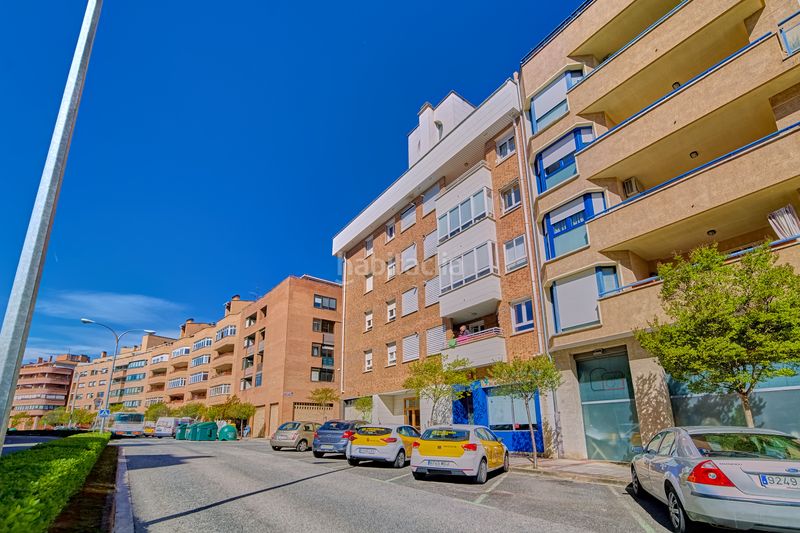 Foto cc637988-5fad-4523-8730-740f1f5e7f55. Pis amb calefacció aparcament a Barañáin / Barañain