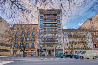 Alquiler Piso en Pamplona-iruña - calle navas de tolosa 19. Exclusiva vivienda reformada dos dormitorios y dos baños frente