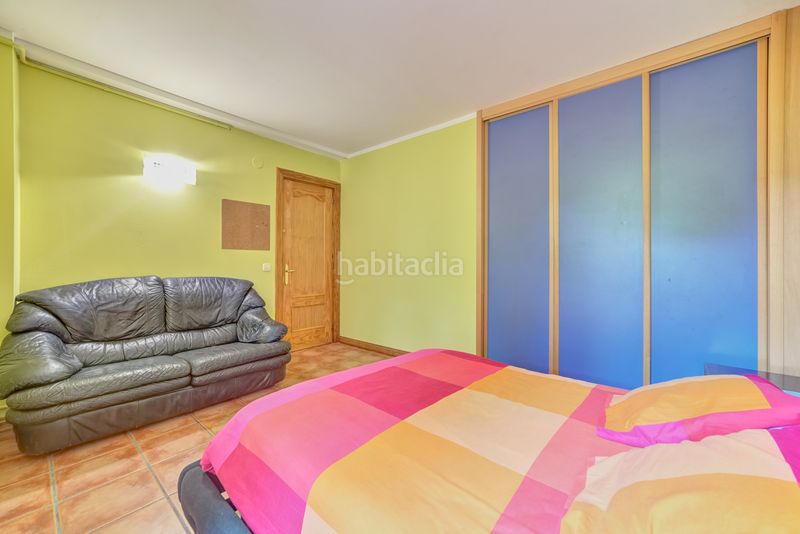 Foto bbbcc7f9-a468-4720-b79a-cf364d619cb6. Casa amb calefacció aparcament a Leoz