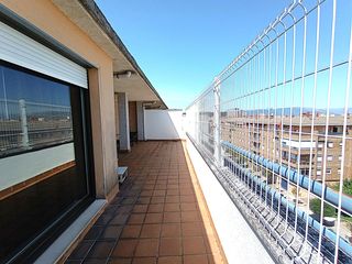Lloguer Àtic  Barañain - calle avenida eulza. Gran atico en barañain tres habitaciones con garaje