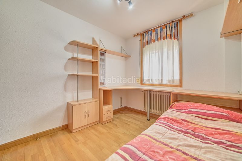 Foto 42ae3992-ece1-4143-8e71-1727952eb35a. Piso en plaza pio baroja 6 no hay duda de que mendebaldea tiene algo especial, ya que es uno de los barrios más cotizados de la vieja iruña y cuenta con todo en Pamplona / Iruña