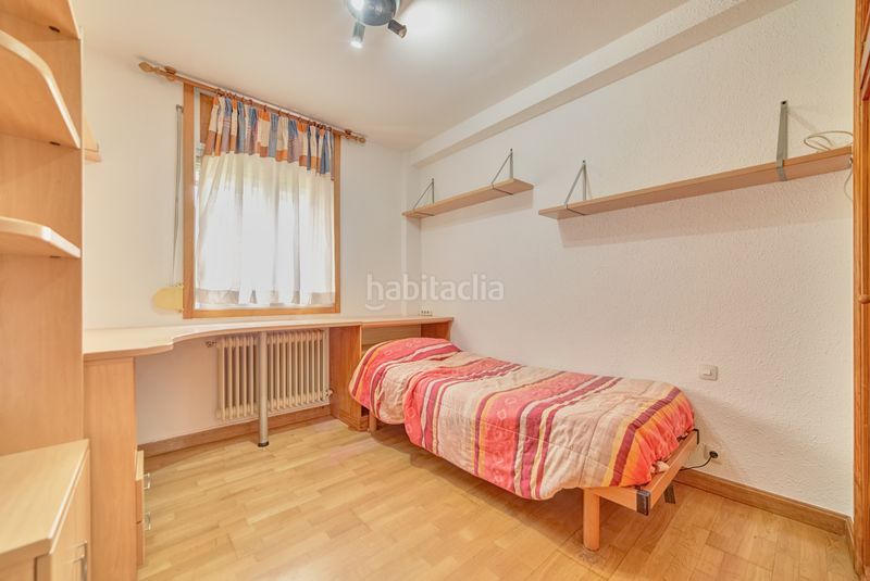 Foto a0e5b669-2785-4180-9561-71613993271d. Piso en plaza pio baroja 6 no hay duda de que mendebaldea tiene algo especial, ya que es uno de los barrios más cotizados de la vieja iruña y cuenta con todo en Pamplona / Iruña
