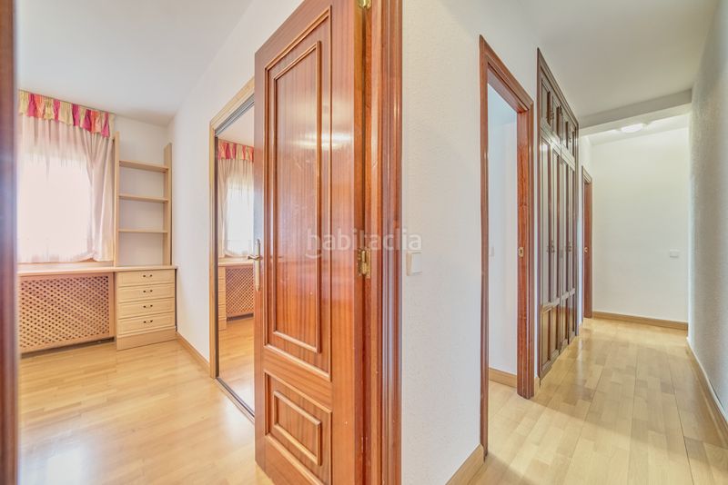 Foto ad8809d1-684a-4b6e-849f-7cc1f23f6aae. Piso en plaza pio baroja 6 no hay duda de que mendebaldea tiene algo especial, ya que es uno de los barrios más cotizados de la vieja iruña y cuenta con todo en Pamplona / Iruña