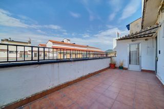 Dachwohnung in Burlada. Ático con ascensor, garaje, trastero y terraza de 22m con orient