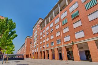 Pis a Pamplona-Iruña - PASEO SANDUA