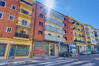 Piso  Pamplona-iruña - blas de la serna 73. Estás pensando en invertir o buscas tu primer hogar? quieres un