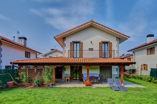 Haus  Lekunberri - agerre. Unifamiliar en lekunberri