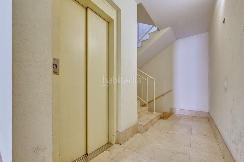 Foto e1dd7150-b418-4d3f-b1cc-385a61a0ee99. Ático donde la historia de pamplona se convierte en tu día a día en Pamplona / Iruña