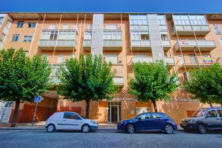 Pis a Berriozar. Piso en berriozar totalmente exterior, para entrar a vivir,  3h,