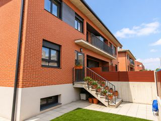 Affitto Casa  Garcia lorca. Chalet con jardín privado, txoko y garaje para dos coches en orc