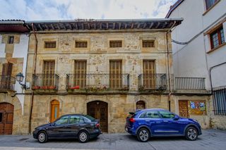 Casa adossada a Lakuntza. Lakuntza, casa para reformar, sin cedula de habitabilidad