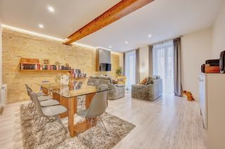 Pis  Pamplona-iruña - calle mercaderes  pamplona. El palco de honor de san fermin un legado histórico de vivienda