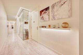 Pis  Pamplona-iruña - calle mercaderes  pamplona. El palco de honor de san fermin un legado histórico de vivienda